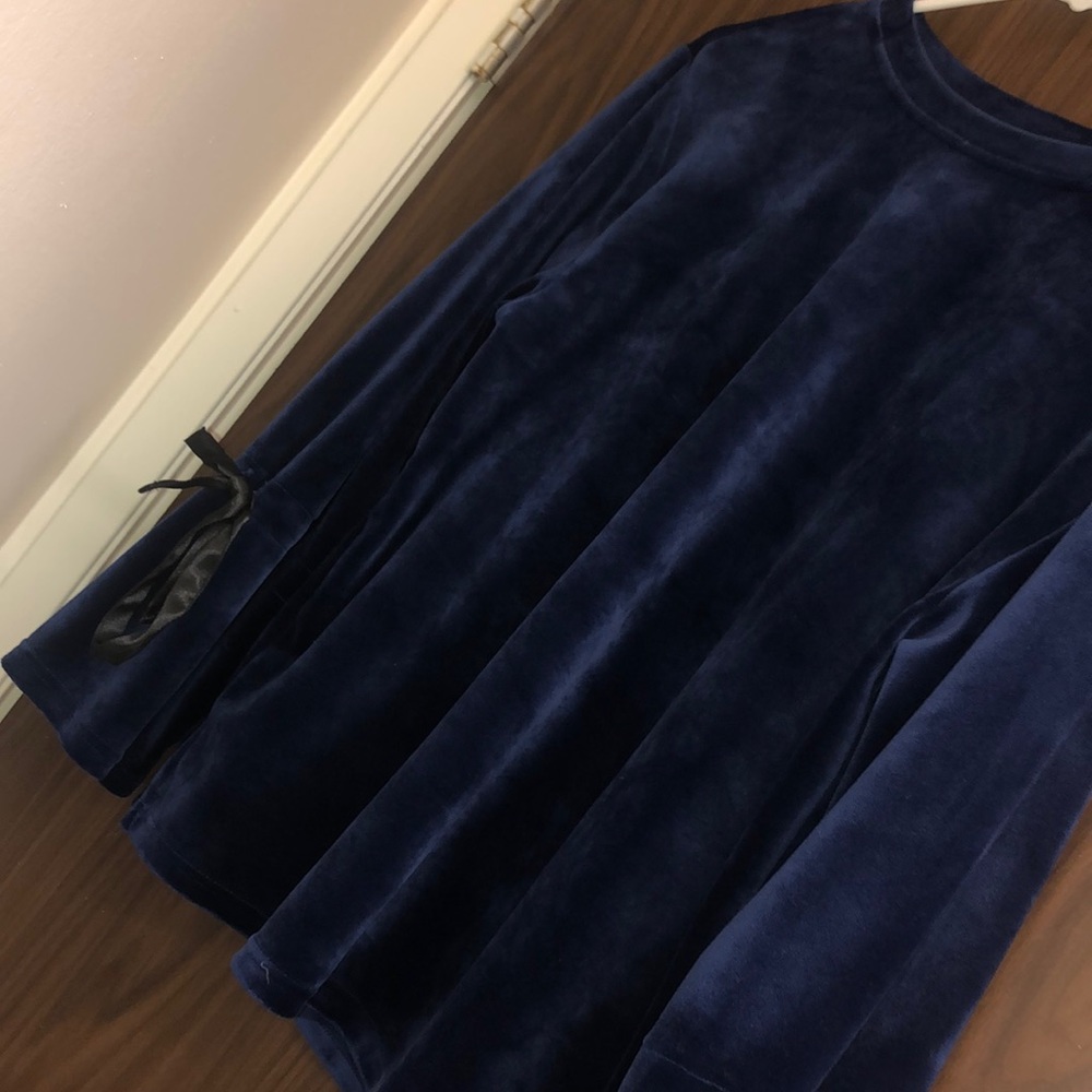 Long Sleeve Philosophy Top